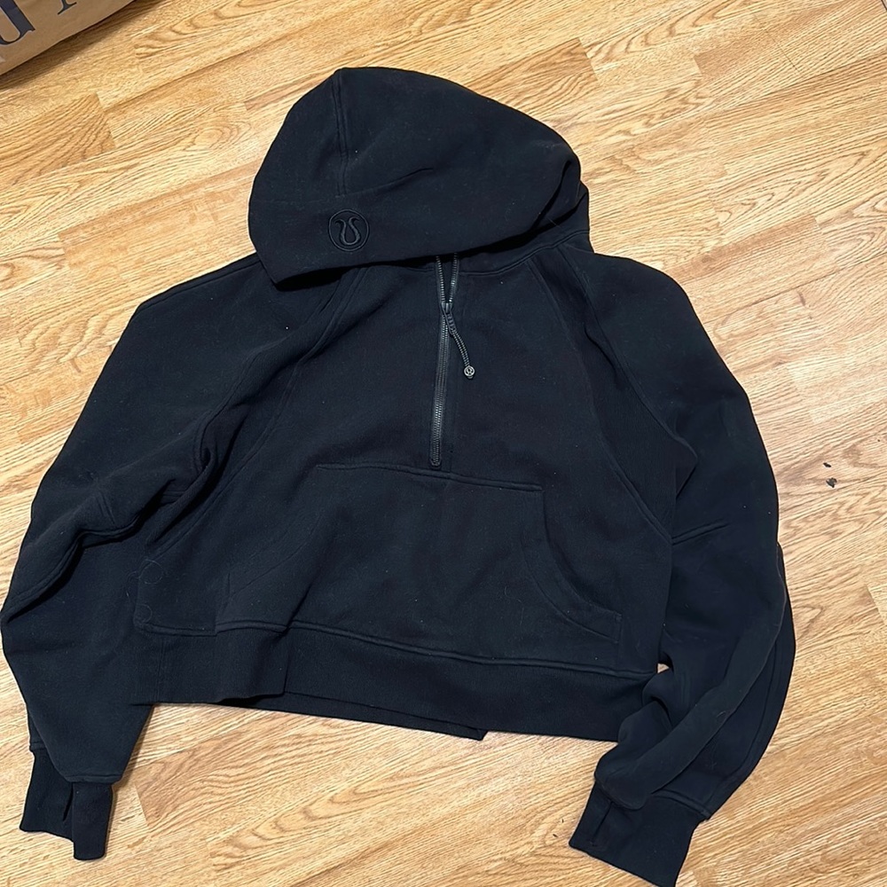 Lululemon Scuba Crop